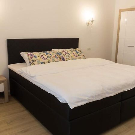 M Rooms Bukarest Kültér fotó